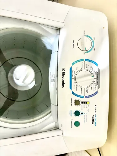 Vendo máquina de lavar 12kg