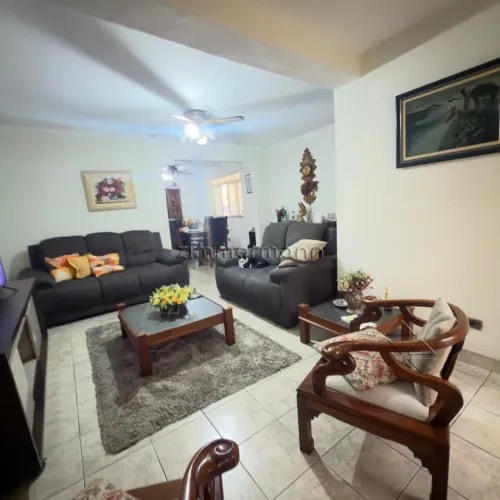CASA SOBRADO 3 DORMITORIOS 4 VAGAS BELEM
