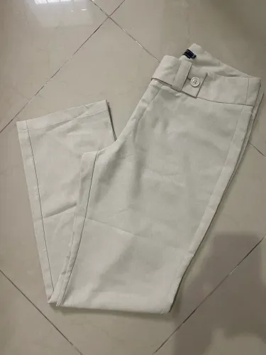 Calça alfaiataria seminova C&A