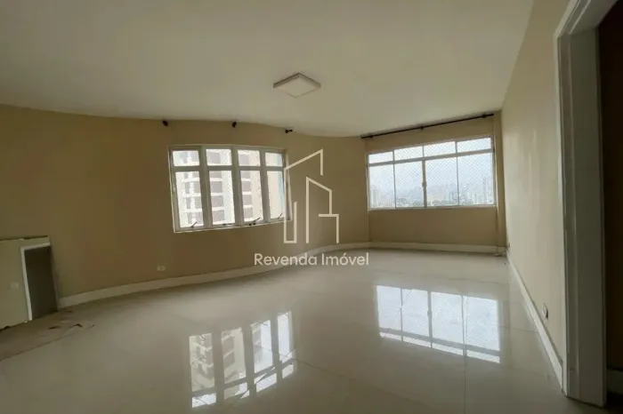 Apartamento Comercial de 2 Quartos na Vila Prudente, São Paulo-SP: 91m², 1 Vaga de Garagem
