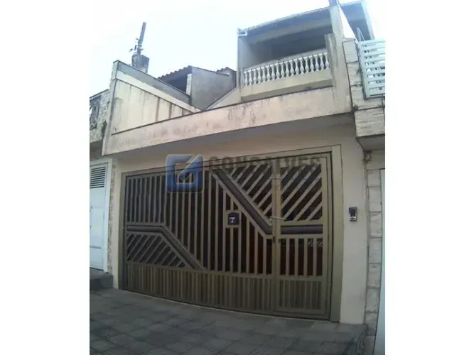Sobrado à venda no Montanhão, São Bernardo do Campo 3 quartos, 2 vagas, 248 m²