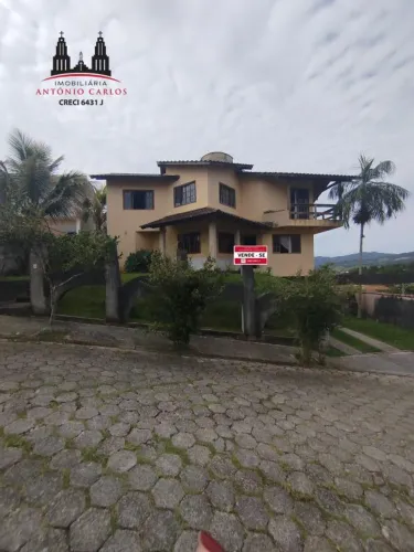 Casa à venda no Centro de Antônio Carlos/SC
