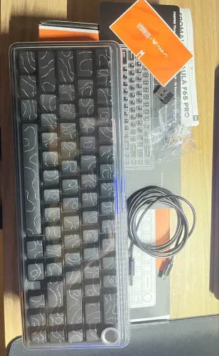 Teclado aula f65 pro sem fio