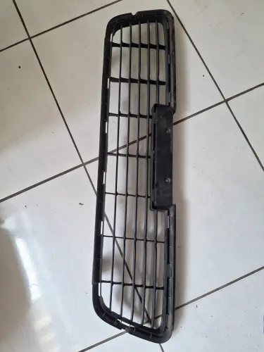 Grade do Parachoque Hilux 2017 até 2020