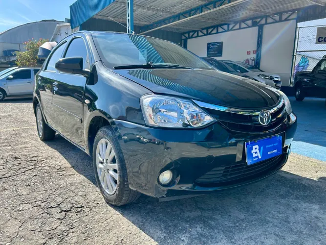 Toyota Etios XLS Sedan 1.5 Flex 16V 4P Mec. 2014
