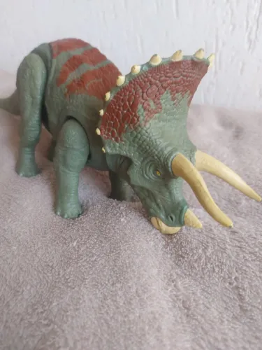 Triceratops Mattel, em ótimo estado mas sem caixa