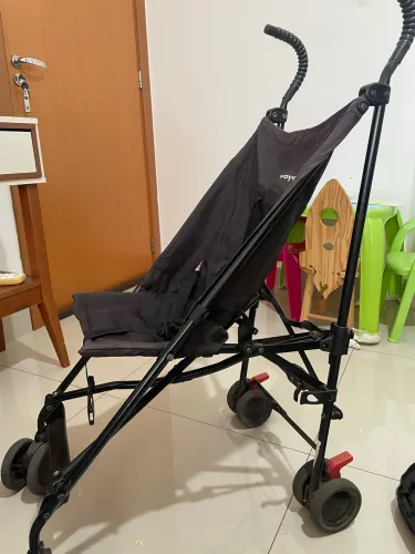 Carrinho de bebê - guarda chuva 