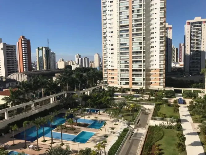 APARTAMENTO NO CONDOMINIO MONT SERRAT PARA VENDA OU LOCACAO COM 3 SUITES 3 VAGAS.