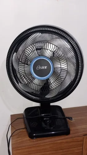 Ventilador Oster Super Breeze 2 em 1, 110V, Preto, 126W, OVTR480