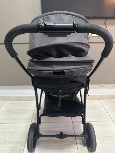 Carrinho de Bebê Burigotto Preto