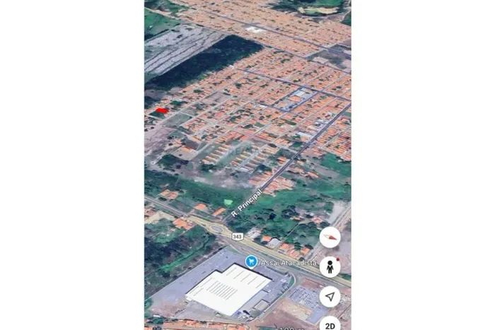Terreno Situado em Área Residencial