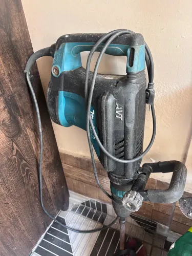 Martelete 10kg makita
