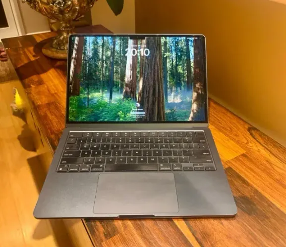 MacBook Air M2 13.6' 2022 Excelente