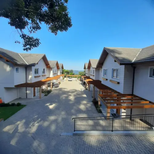 Casa 02 Dorm. - Bairro Várzea Grande