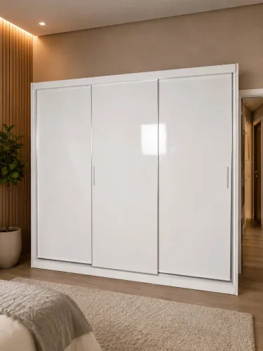 Guarda-Roupa Casal Branco com 3 Portas de Correr - Amplo e Elegante!