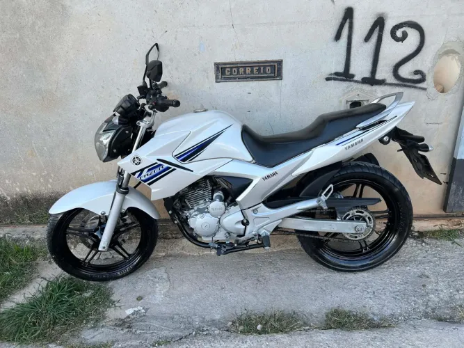 Fazer 250