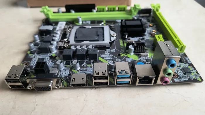 Placa-Mãe H110 LGA 1151 DDR4 - Intel 6ª/7ª Geração - Testada