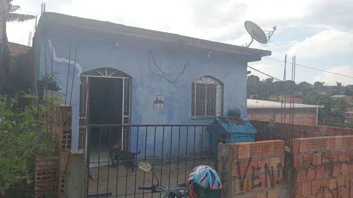 Vendo casa no Jorge Teixeira próximo mercadinho salmo 91