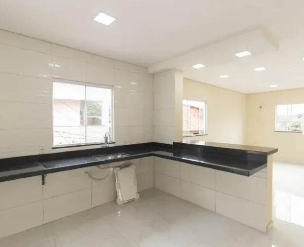 EXCELENTE CASA PRA ALUGAR NO COLUBANDÊ - SÃO GONÇALO!