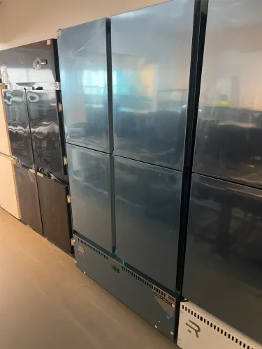 Geladeira industrial - 4 portas - Nova - Inox