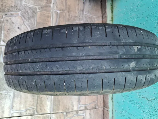 Pneus 175 70 14