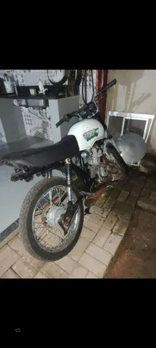 Vendo moto pra roça