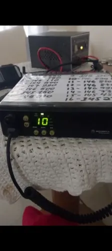 GM 300 MOTOROLA VHF COM 5W