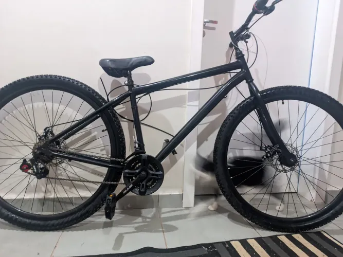 Mountain Bike GTS FEEL ZT Aro 29 Preto e rosa<br>(1341)<br>Rosa Freio a Disco