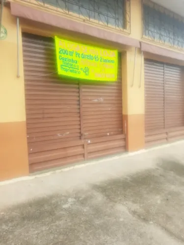 Excelente loja /galpão com 200 metros Barreiro 