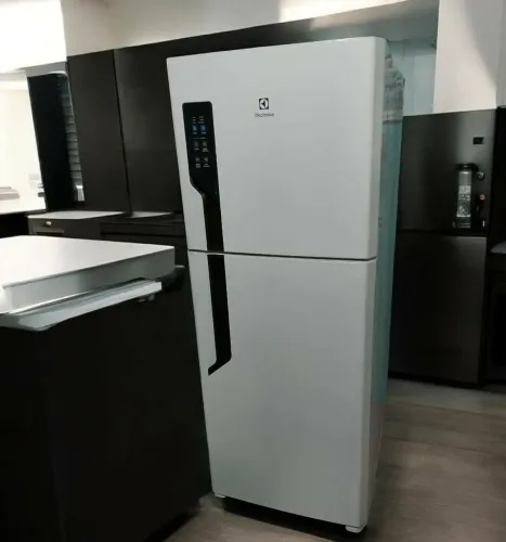 Geladeira Electrolux 430L super espaçosa