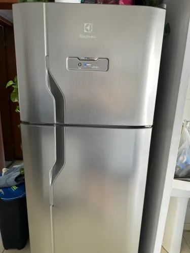 GELADEIRA ELECTROLUX 310L