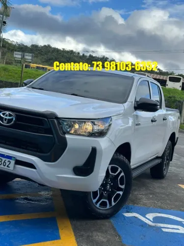 Toyota Hilux CD 4X4 2.8 Diesel Mec. 2023
