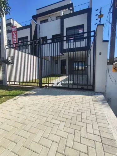 Sobrado com 3 dormitórios à venda, 135 m² por R$ 799.000,00 - Cajuru - Curitiba/PR