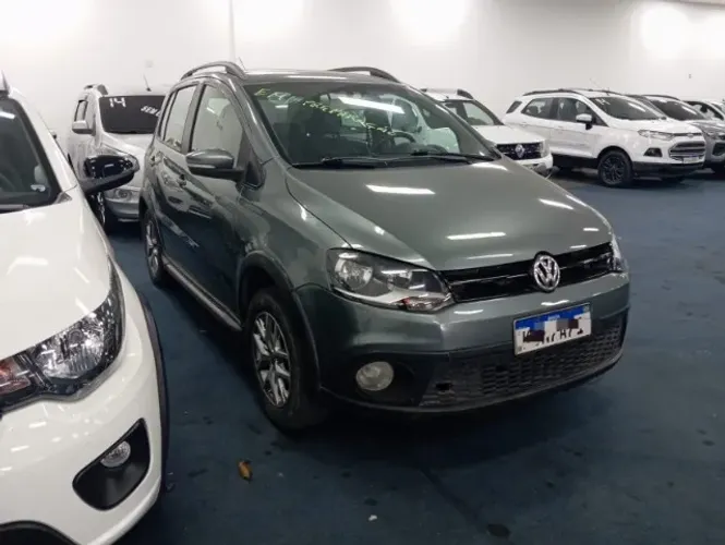 Volkswagen Crossfox 1.6 MI Total Flex 8V 5P 2012