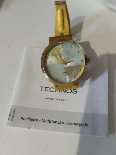 Relógio Technos fundo em madrepérola - estilo e beleza