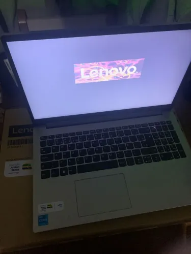 Notebook lenovo IdeaPad 1 15.6 pol Core i3 1315U 8GB DDR4 <br>256GB SSD<br>Cinza <br>Windows 11