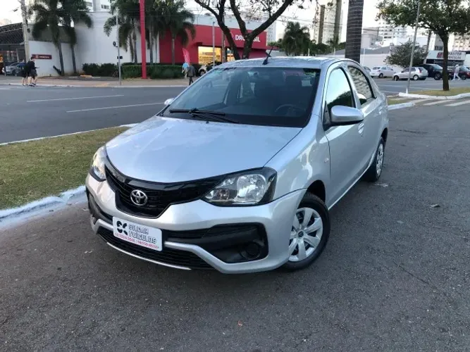 Toyota Etios X Plus Sedan 1.5 Flex 16V 4P Aut. 2019