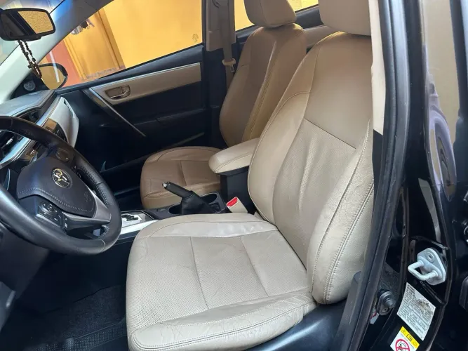 Toyota Corolla Altis 2.0 Flex 16V Aut. 2015