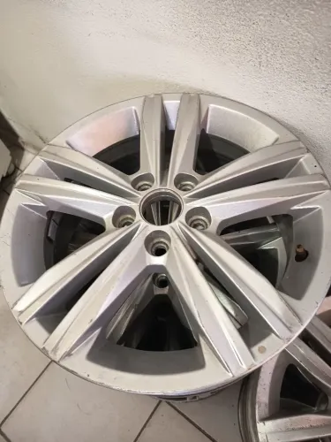 4 rodas aro 15