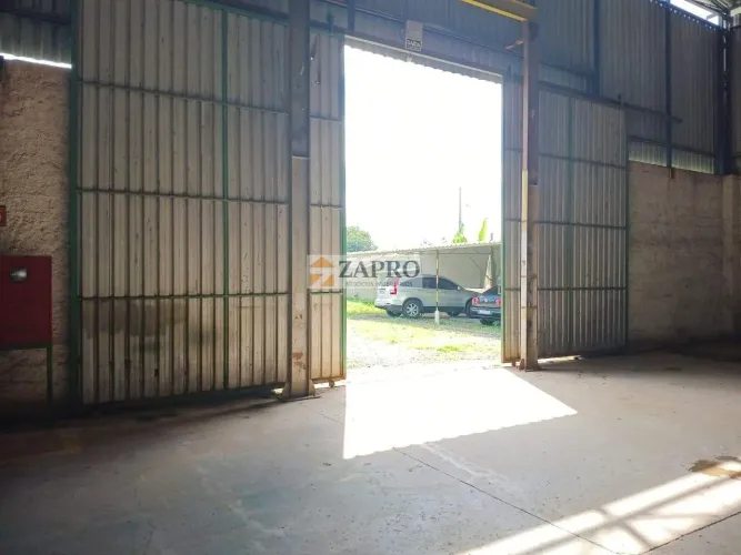 Galpão para Venda em Caçapava, Santa Luzia, 5 banheiros, 6 vagas