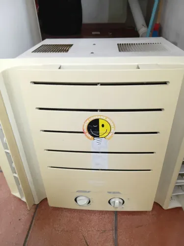 Vendo um ar condicionado 7.500 Btus