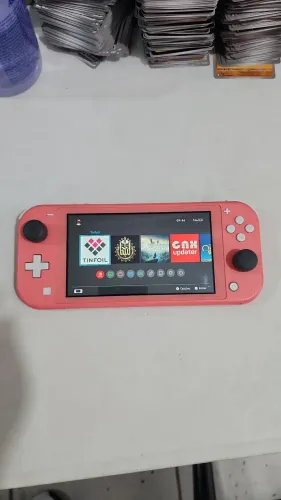 Nintendo Switch Lite D3SBLOQU34DO Com cartão de 256GB