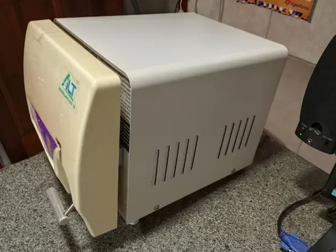 Autoclave ALT 5 Litros Usado Ótimo, 127/220 Volts Manual