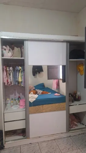 Guarda roupa grande