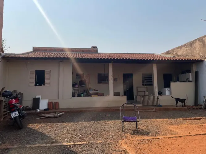 Edícula para aluguel e venda com 72 m² e 1 quarto em Parque Santa Edwiges, Bauru - SP