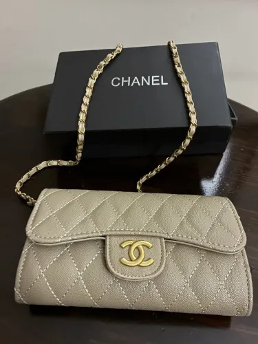 Bolsa feminina Chanel