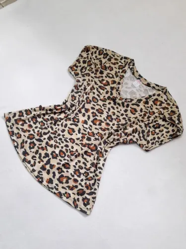 Blusa de manga curta estampa de oncinha -Tamanho GG - [Bazar Social]
