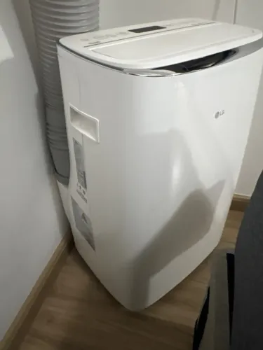 Ar-Condicionado Portátil LG Dual Inverter 14.000 BTUs LP1419IVSM 127V