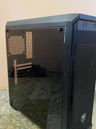 Gabinete Cougar MX330
