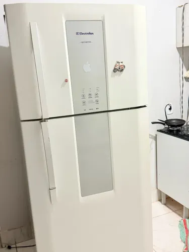 Geladeira com defeito 